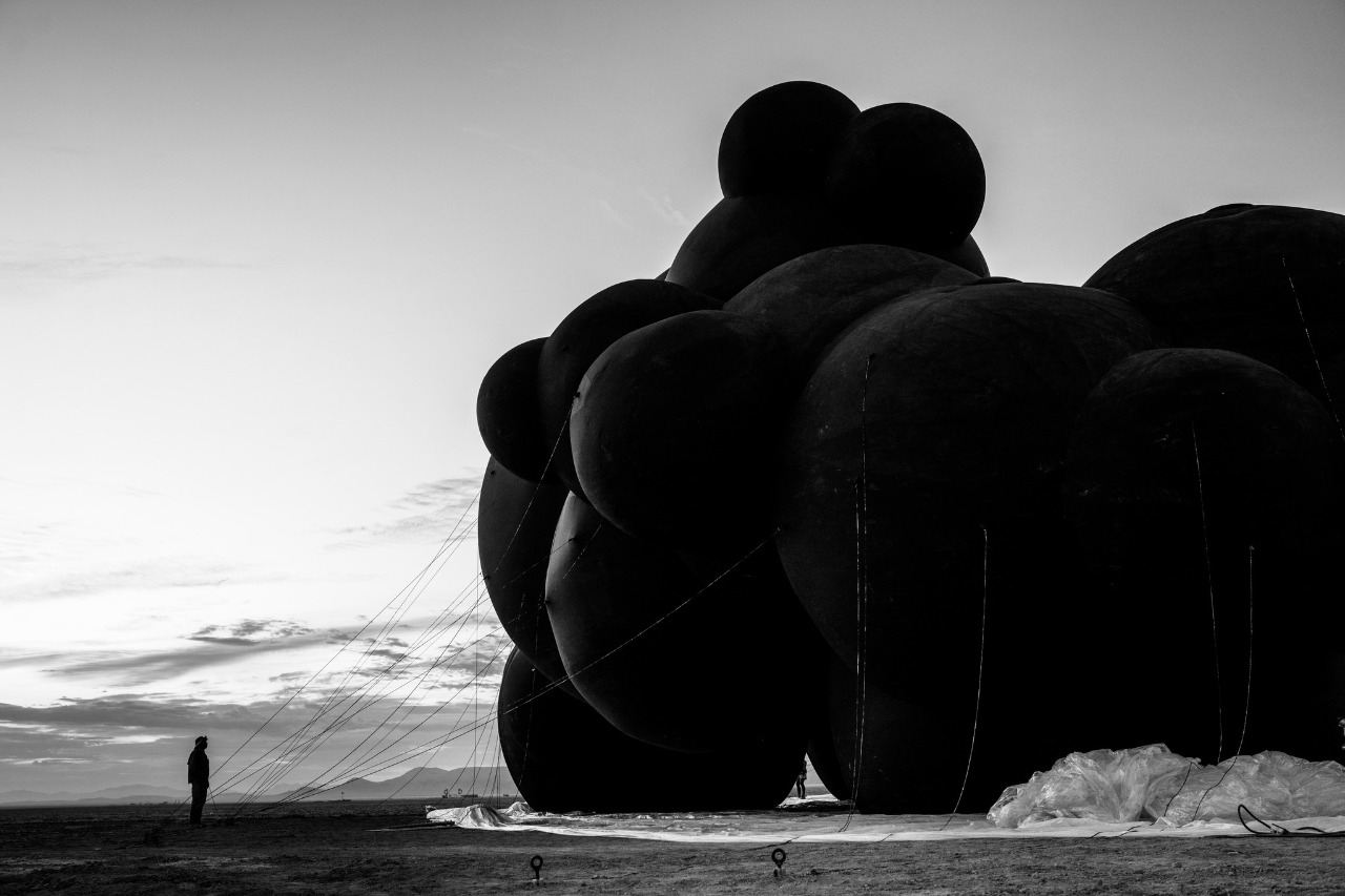 Із решток інсталяції "Black Cloud" для Burning Man створили новий артоб’єкт: фото