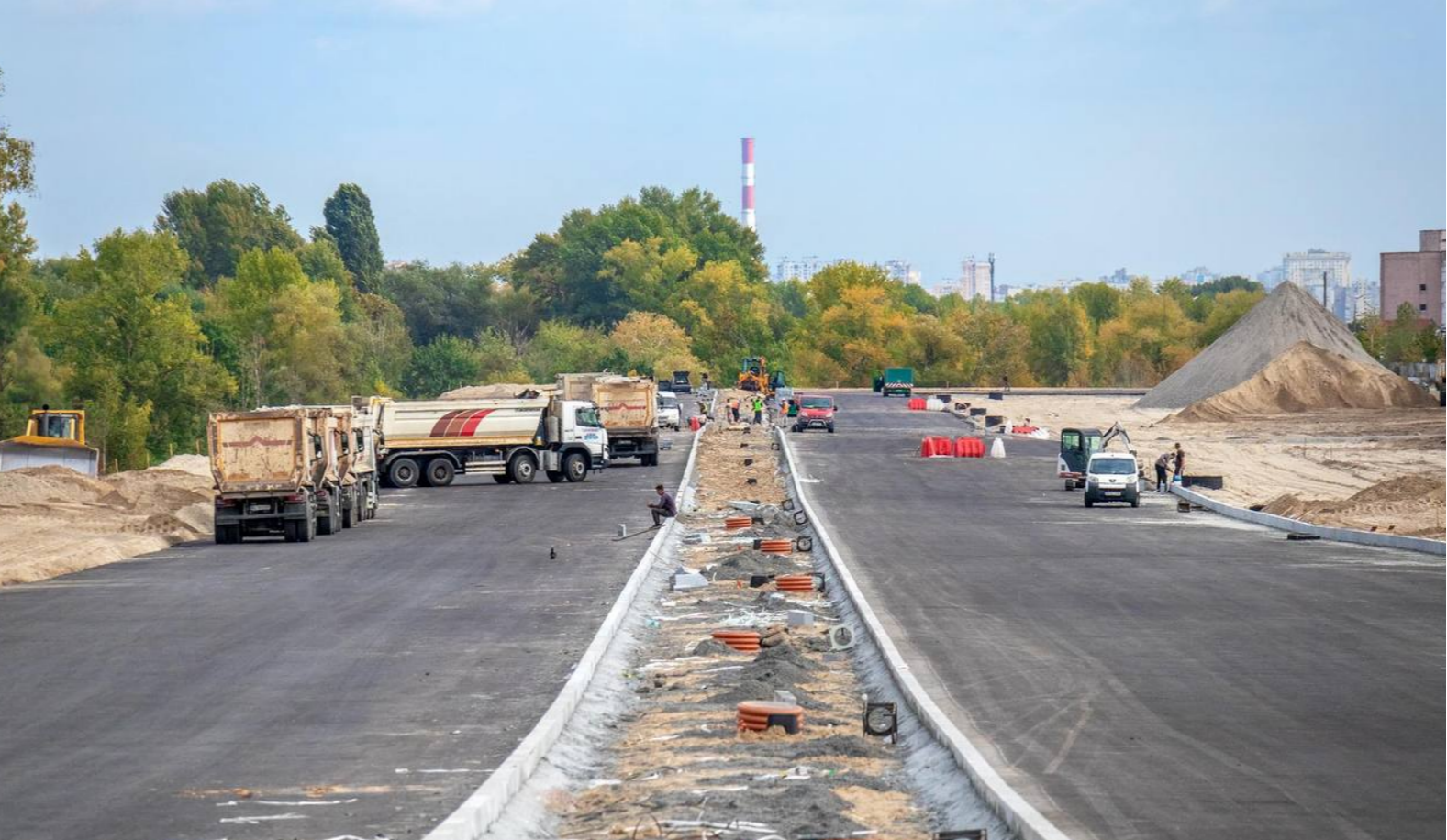 У Києві триває будівництво Великої кільцевої дороги: що вже зробили