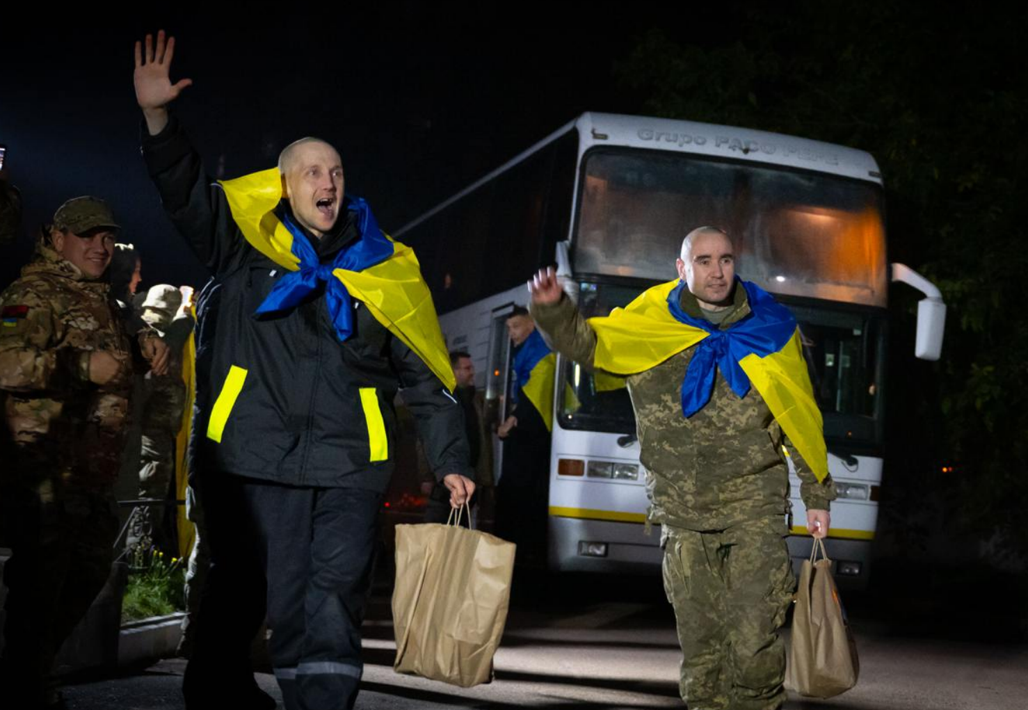 Обмін полоненими 19 жовтня: Україна повернула 95 військових (фото, відео)