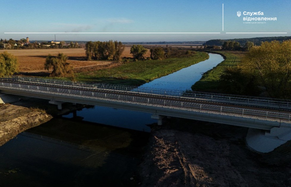 На Київщині відбудували міст, зруйнований на початку повномасштабної війни у березні 2022 року: подробиці