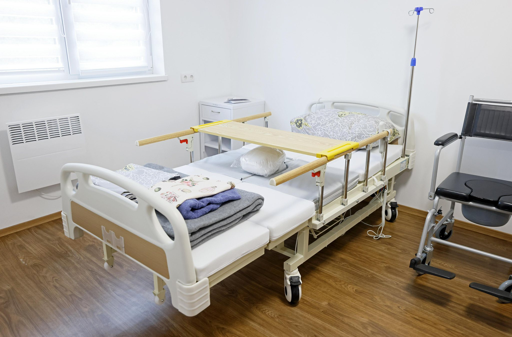 У Києві відкрили новий Центр денного догляду для людей старшого віку: фото та адреса