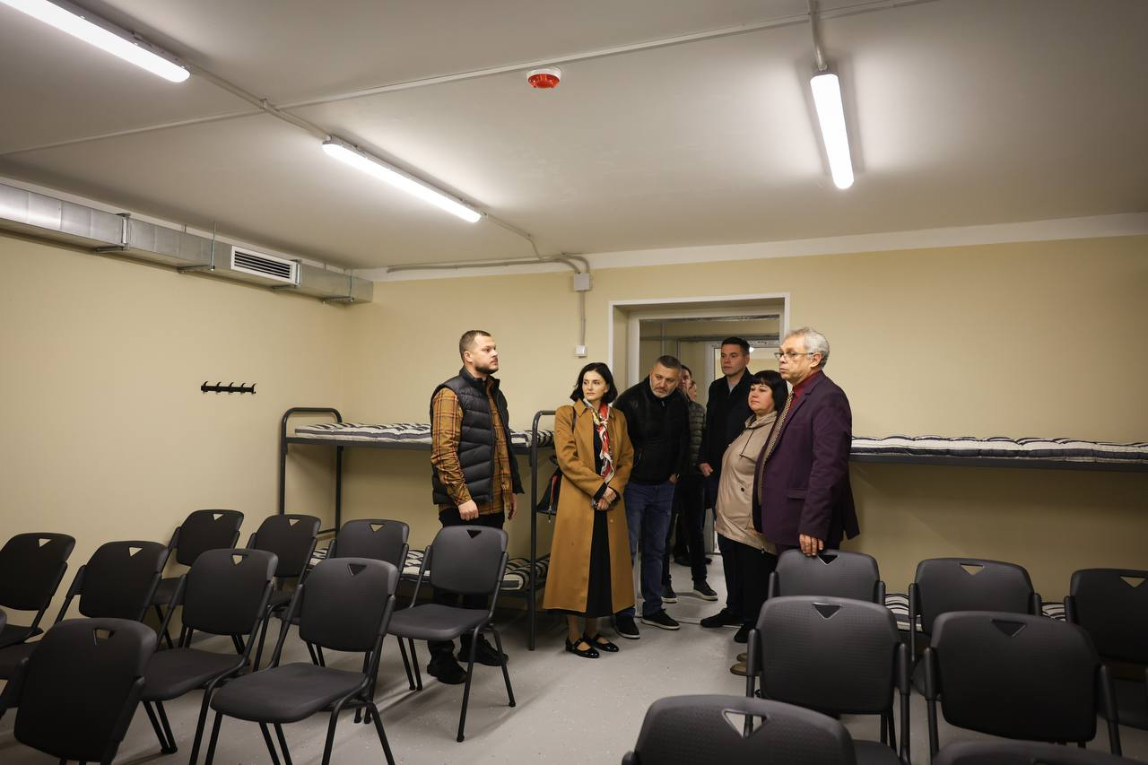 В освітніх закладах Київщини триває будівництво укриттів: скільки вже облаштували
