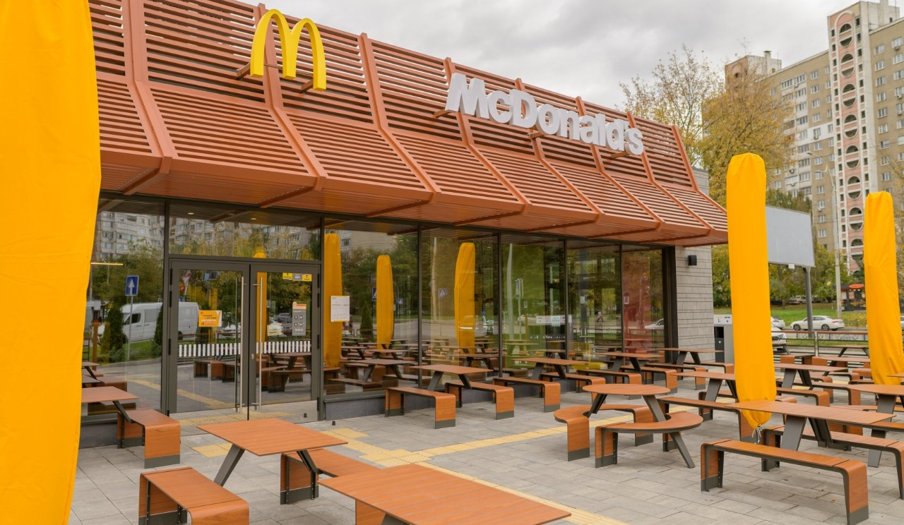 Нове місце: ресторан McDonald's на Мінському масиві