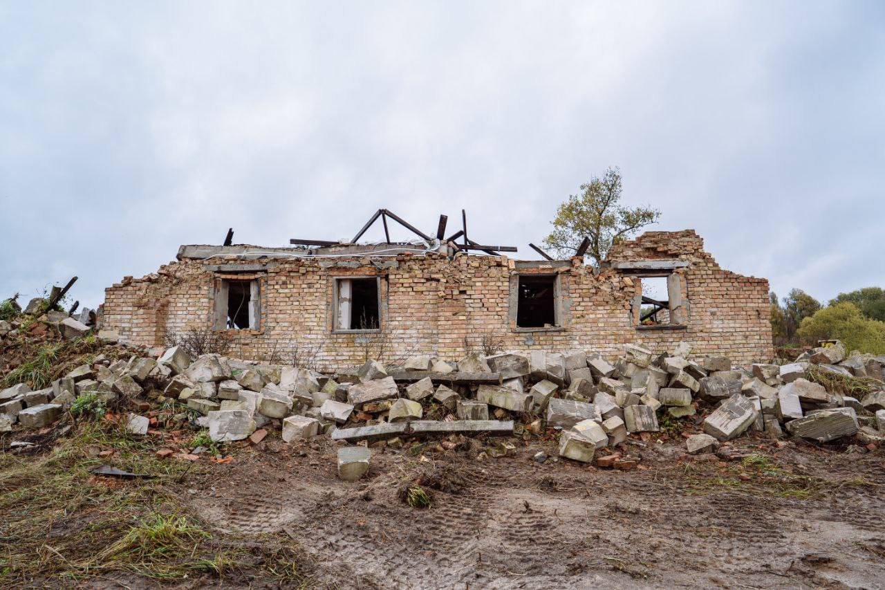 На Київщині реалізують проєкт з утилізації азбестових відходів: подробиці