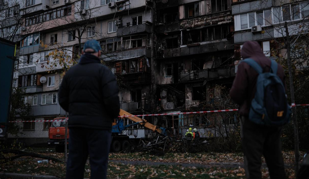 Для постраждалих мешканців Деснянського району діють Пункти незламності: адреси