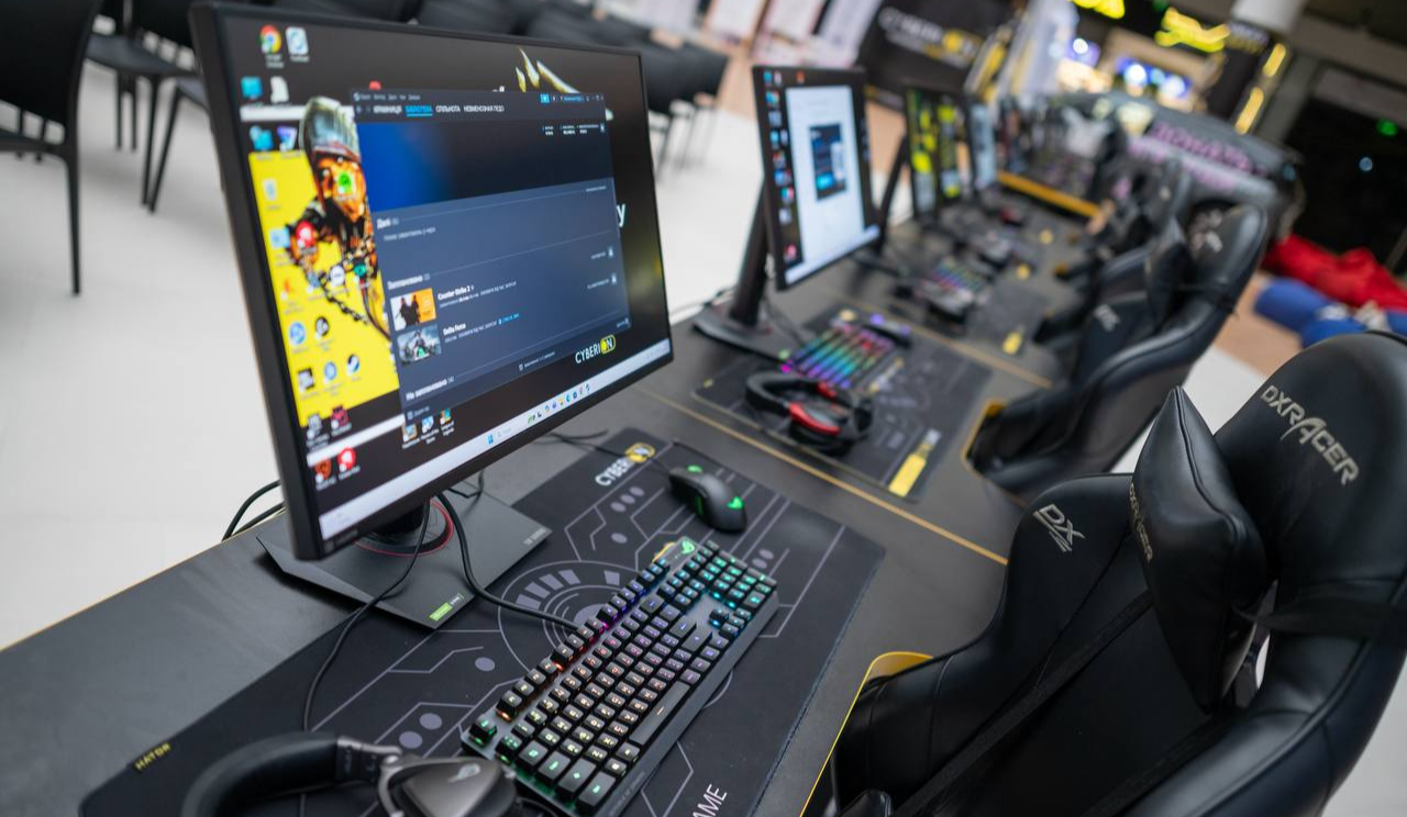 CYBER DAY об’єднав тисячі геймерів: у столиці відбувся масштабний кіберспортивний фестиваль