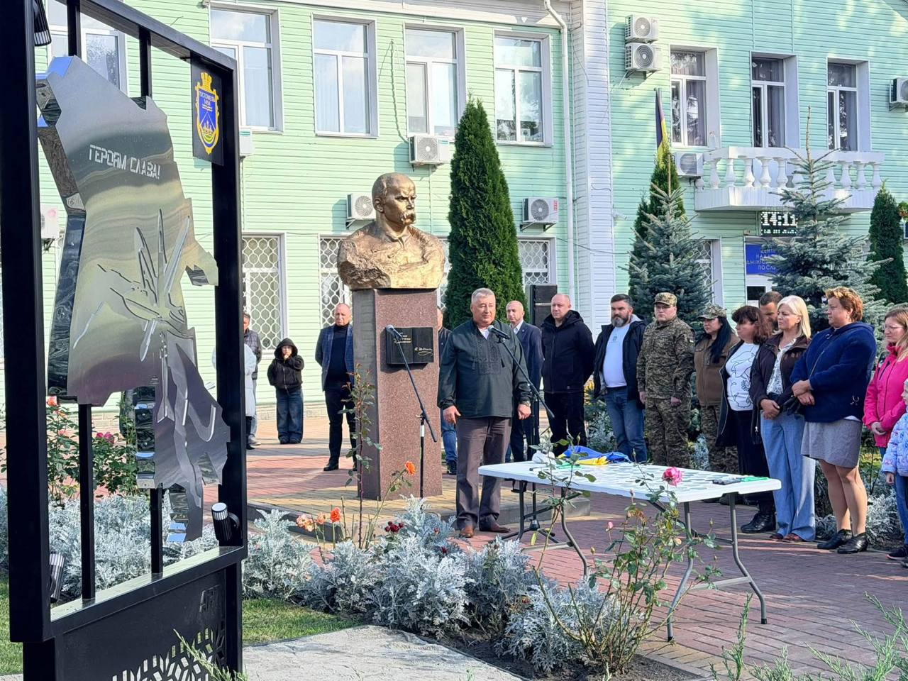 На Київщині відкрили Стелу Надії, що присвячена зниклим безвісти захисникам