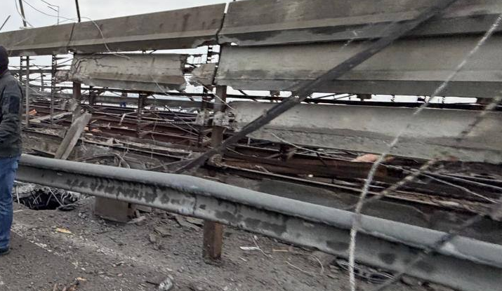 КМДА закликає не публікувати фото та відео пошкоджень мостів у Києві після ворожих атак