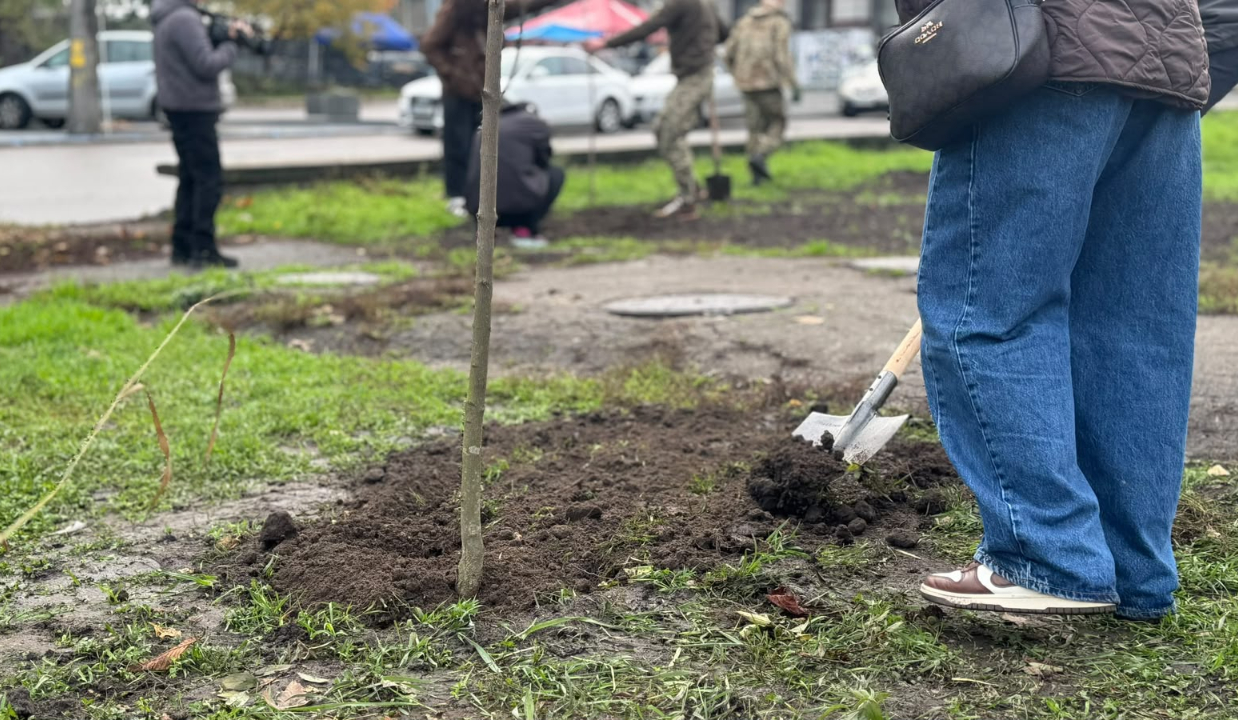 На Подолі створюють Алею слави зниклих безвісти військових 225-го ОШП: фото