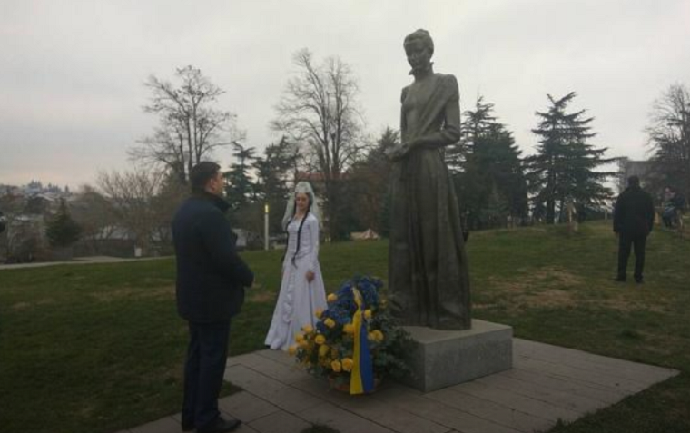 В Грузії встановили пам'ятник Лесі Українці (фото)