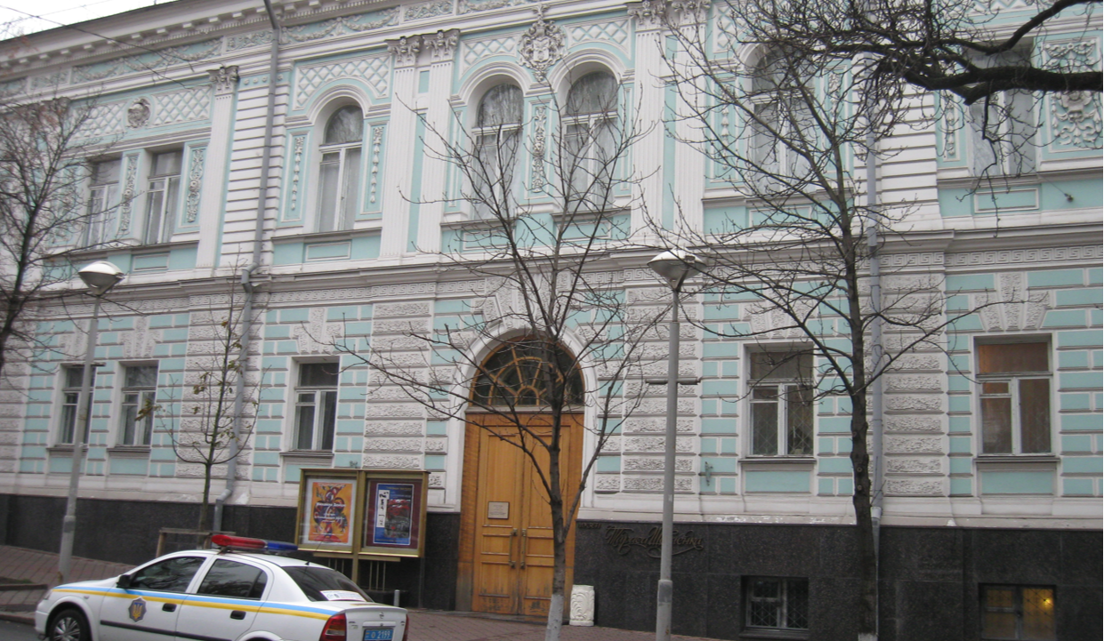 У Києві розкрали кошти, які виділили на відновлення музею Т. Шевченка