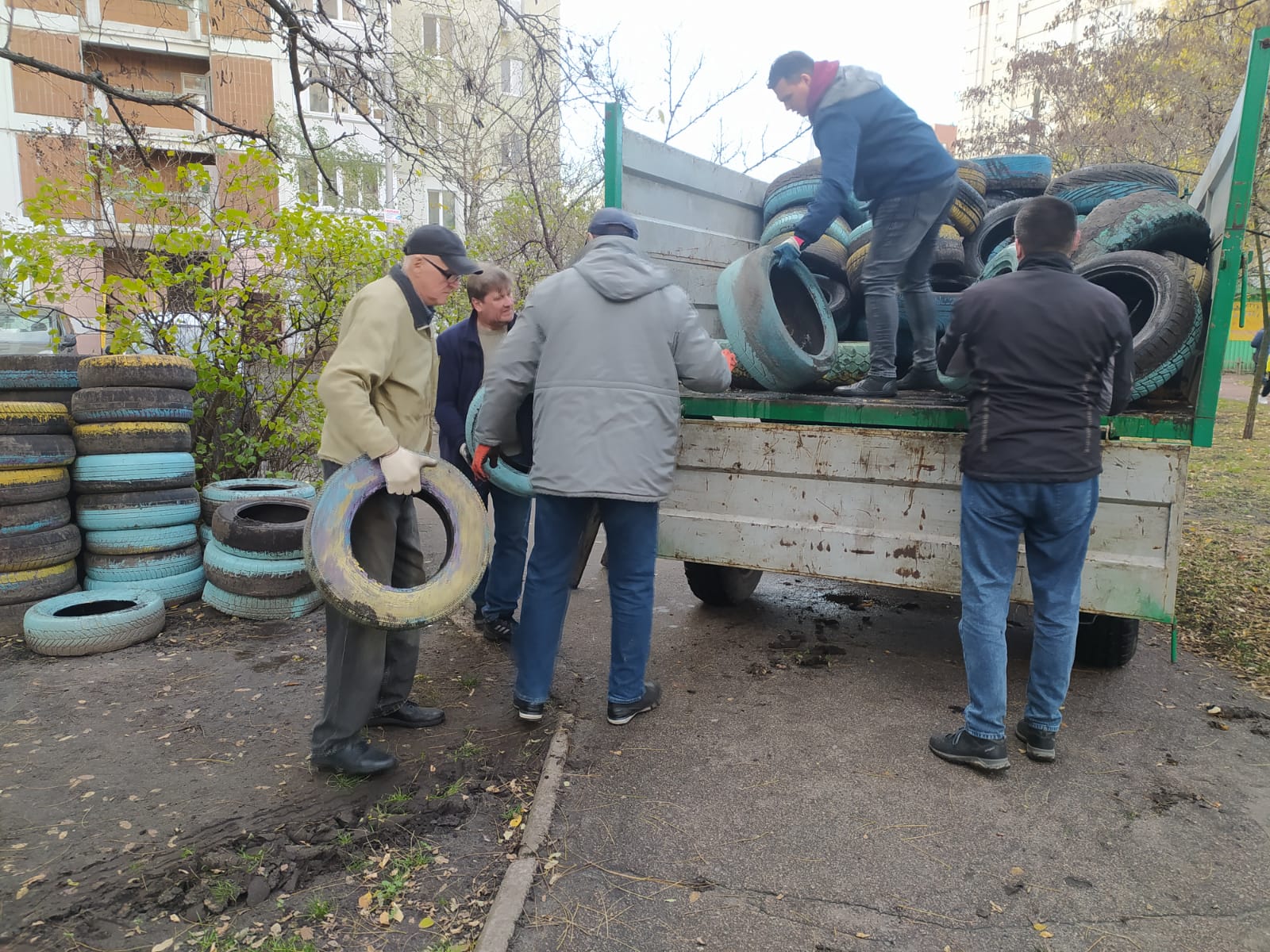 Спалювання шин неприпустиме через виділення токсичних речовин