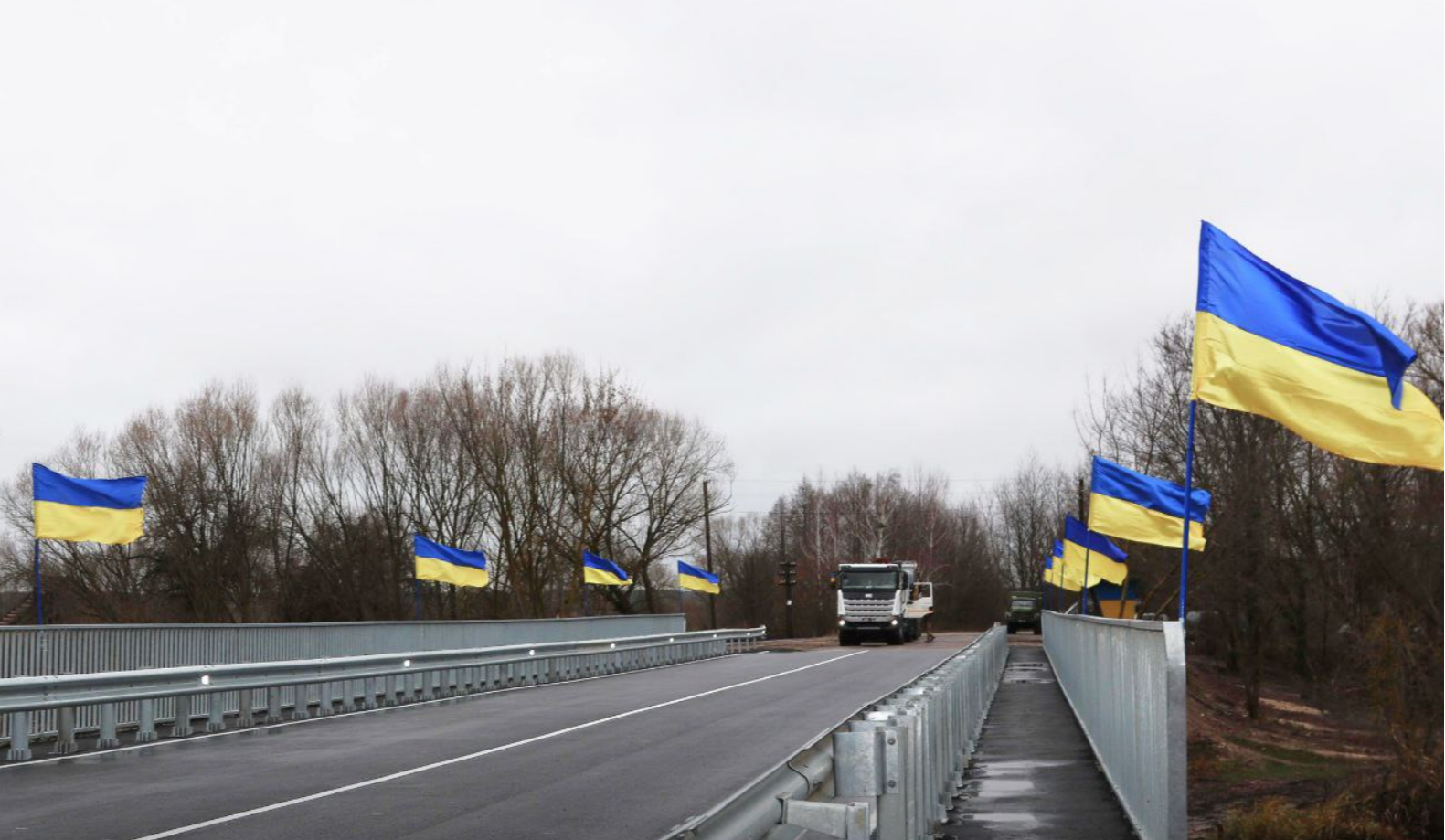 В Україні відкрили міст, який з'єднує Київщину з Житомирщиною: фото