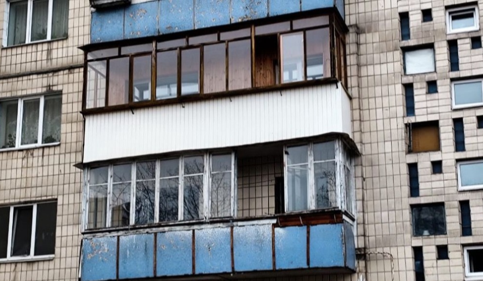 Загинули без догляду: на Київщині судитимуть жінку за жорстоке поводження з тваринами