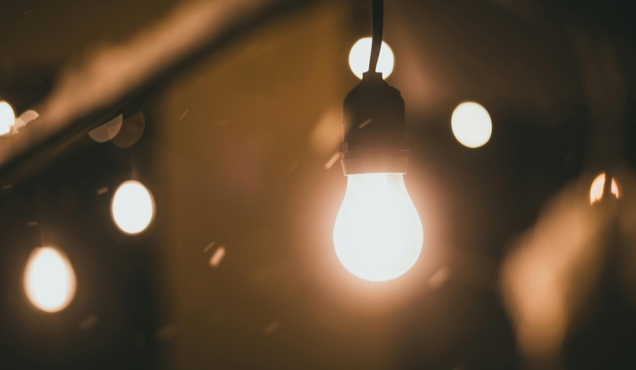 Стабілізаційні відключення світла у столиці та області 7 листопада: графік