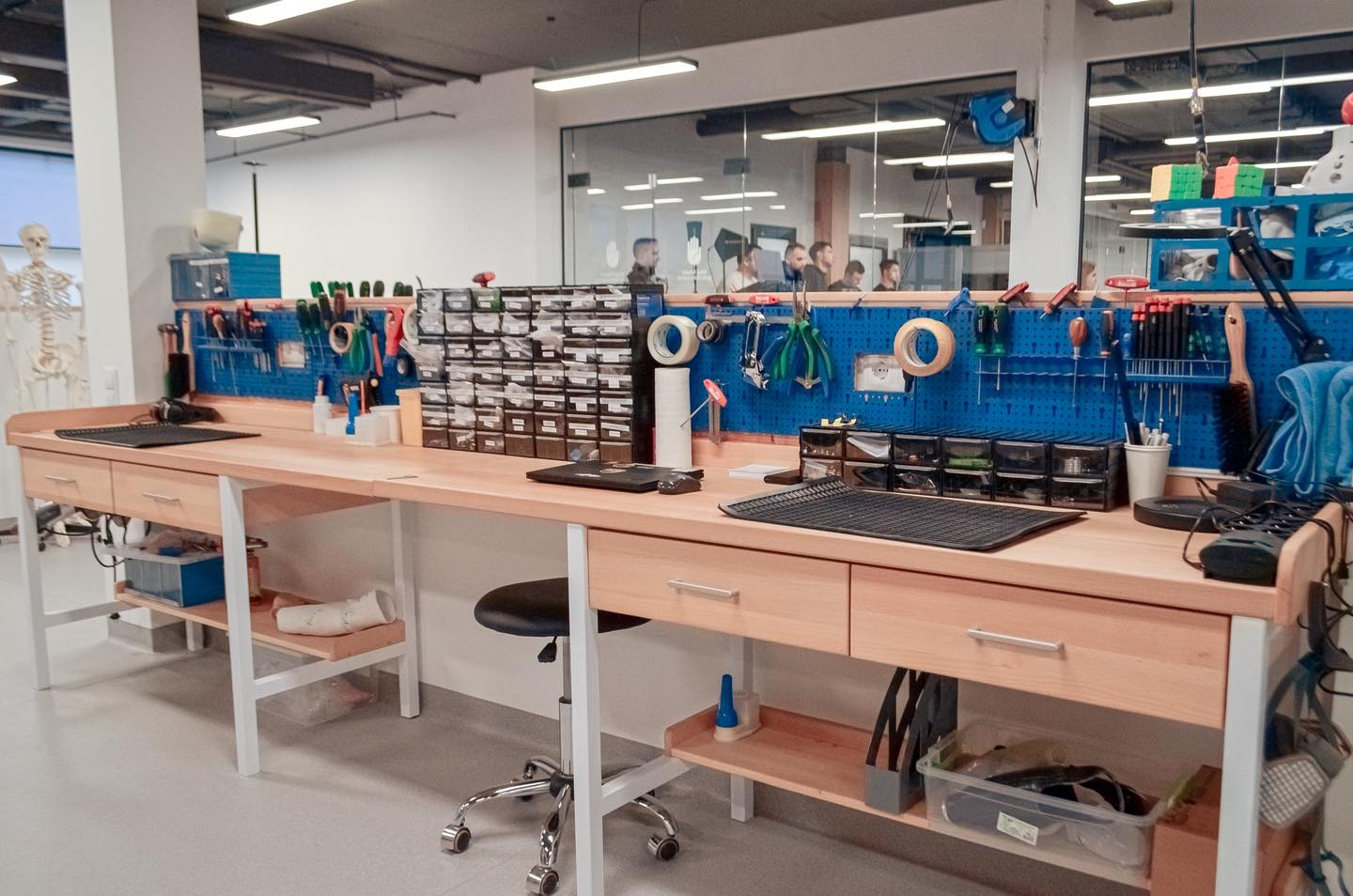 У Києві відкрили міжнародний центр протезування MCOP: фото та подробиці