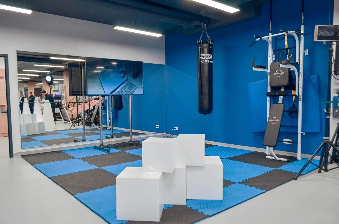 У Києві відкрили міжнародний центр протезування MCOP: фото та подробиці