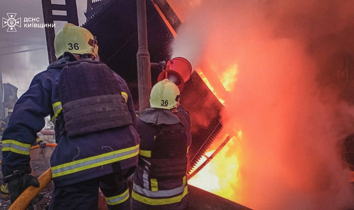 Наслідки нічного масованого обстрілу Київщини 8 листопада 2025 року: є поранені та руйнування