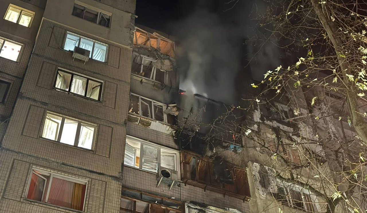 У столиці розгорнули штаби допомоги постраждалим від нічного обстрілу: адреси