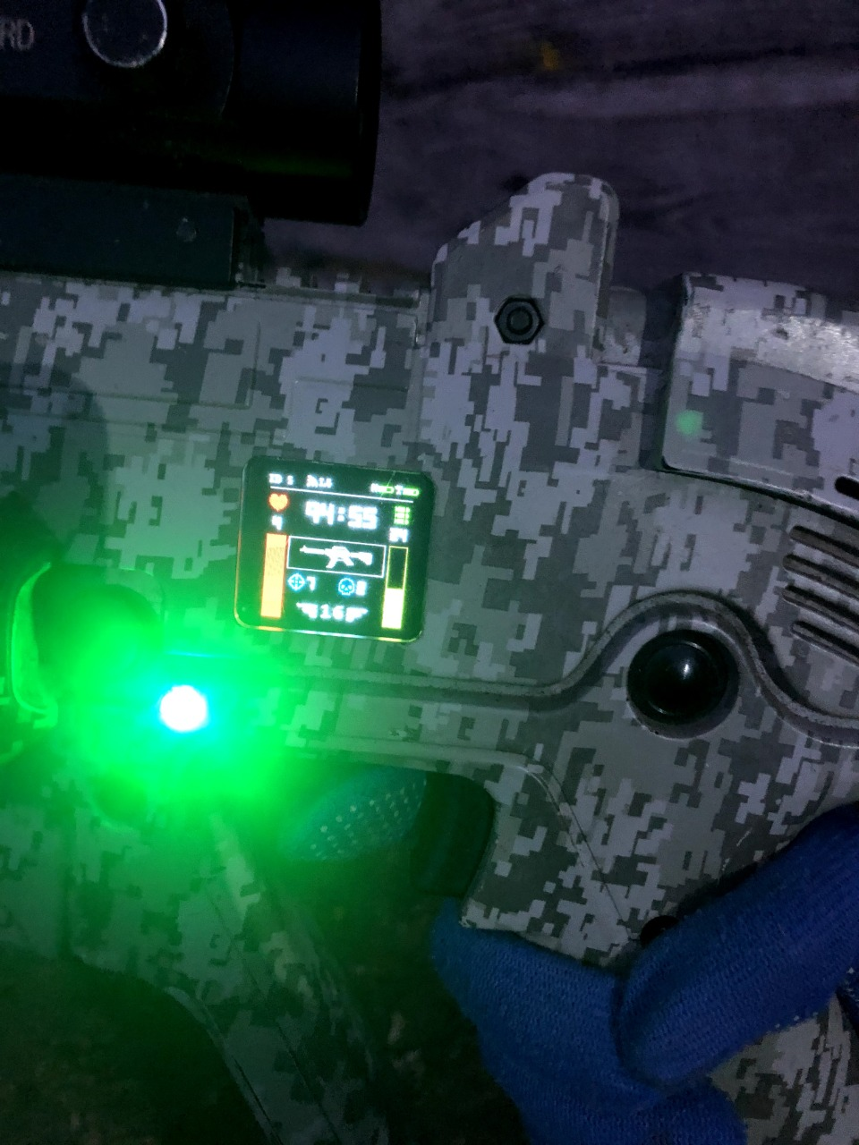 Лазертаг у Києві: графік роботи та ціни