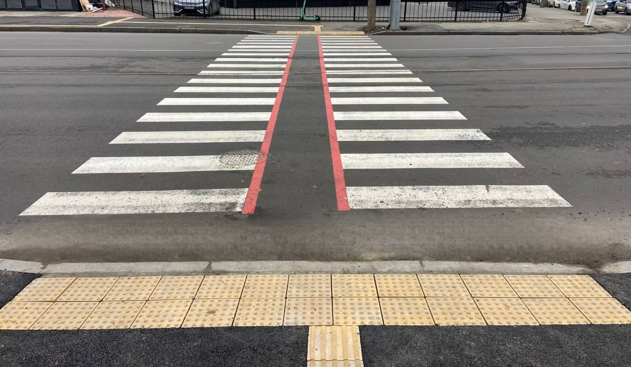 У Шевченківському районі облаштували безбар’єрний підхід до соціального об’єкта