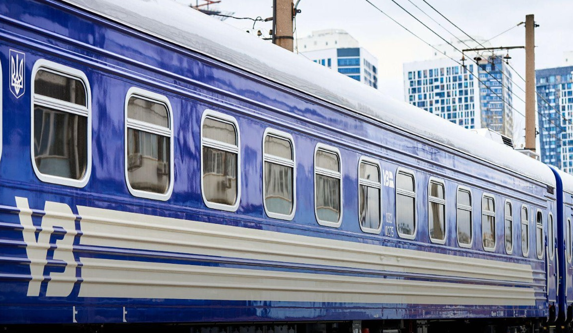 Поїзди сполученням Київ — Львів курсуватимуть щогодини: подробиці