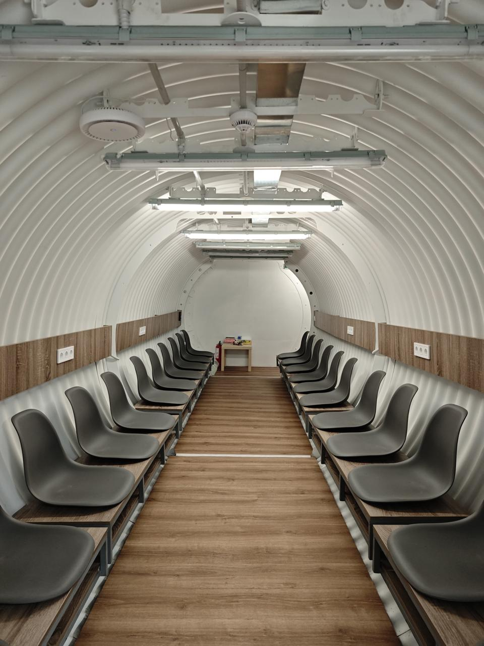 В центрі Бородянки на Київщині встановили модульне підземне укриття: як воно виглядає