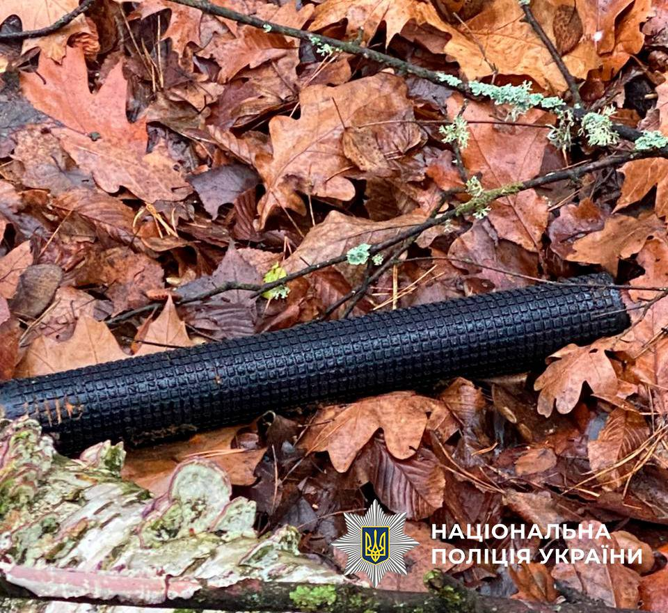 В Оболонському районі Києва виявили уламки дрона із вибуховими пристроями: подробиці