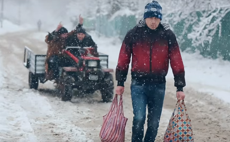 В Украине сняли пародию на легендарный рождественский фильм (видео)
