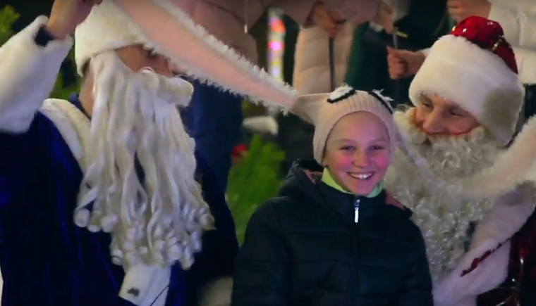 Братья Кличко поздравили украинцев с новогодними праздниками (видео)