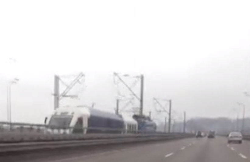 Экспресс в «Борисполь» ездит за локомотивом (видео) 