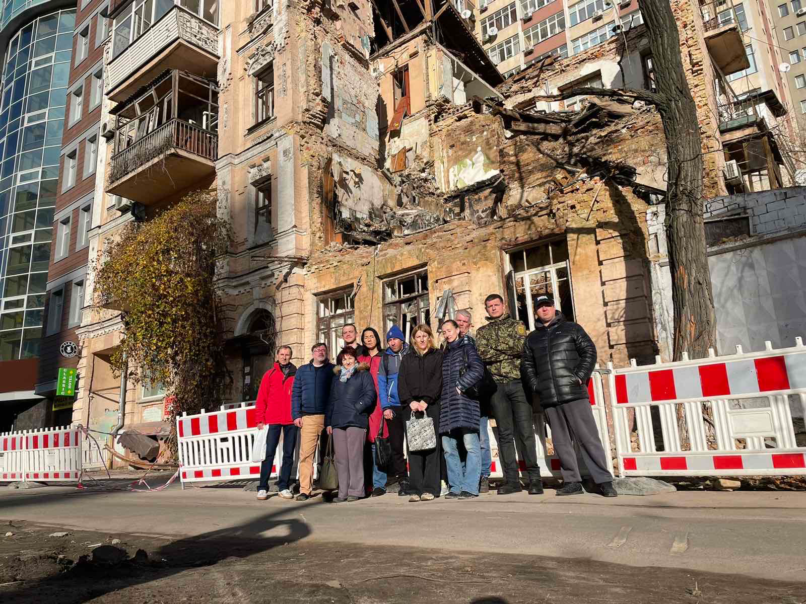 Жителі будинку на Жилянській розпочали процедуру реєстрації ОСББ