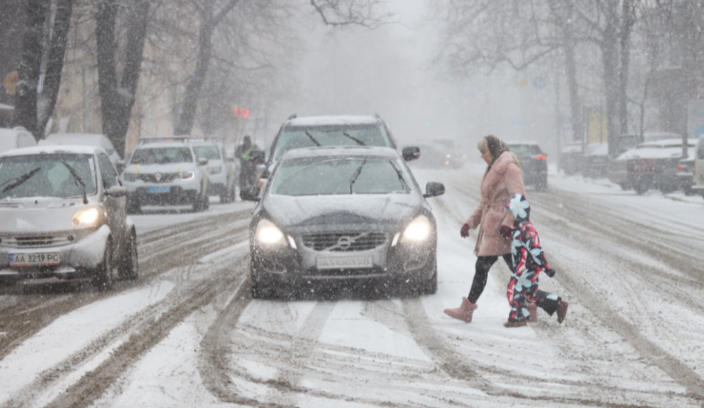 На Київ насуваються сильні морози: оголошено І рівень небезпеки
