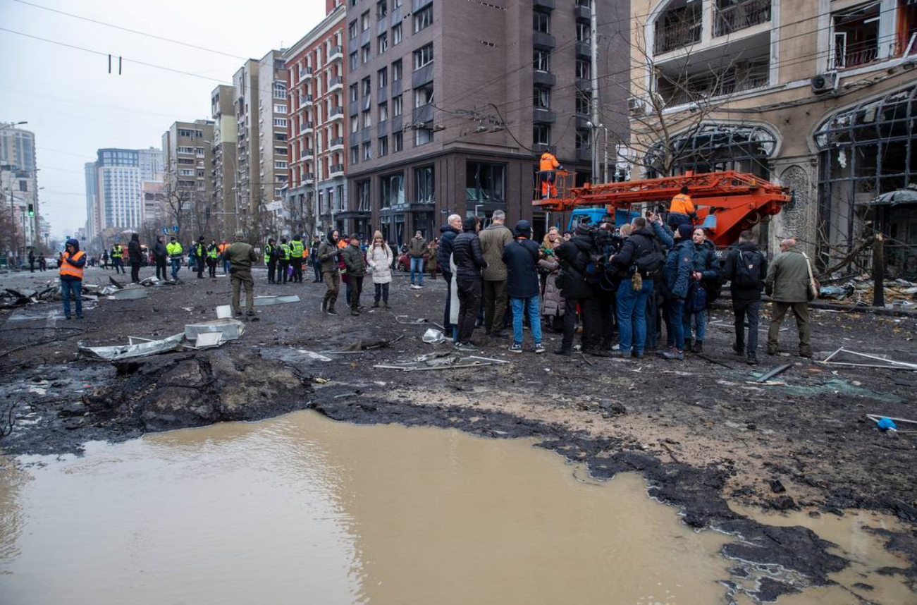 Ракетний обстріл Києва 20 грудня 2024 року: усе про наслідки з фото