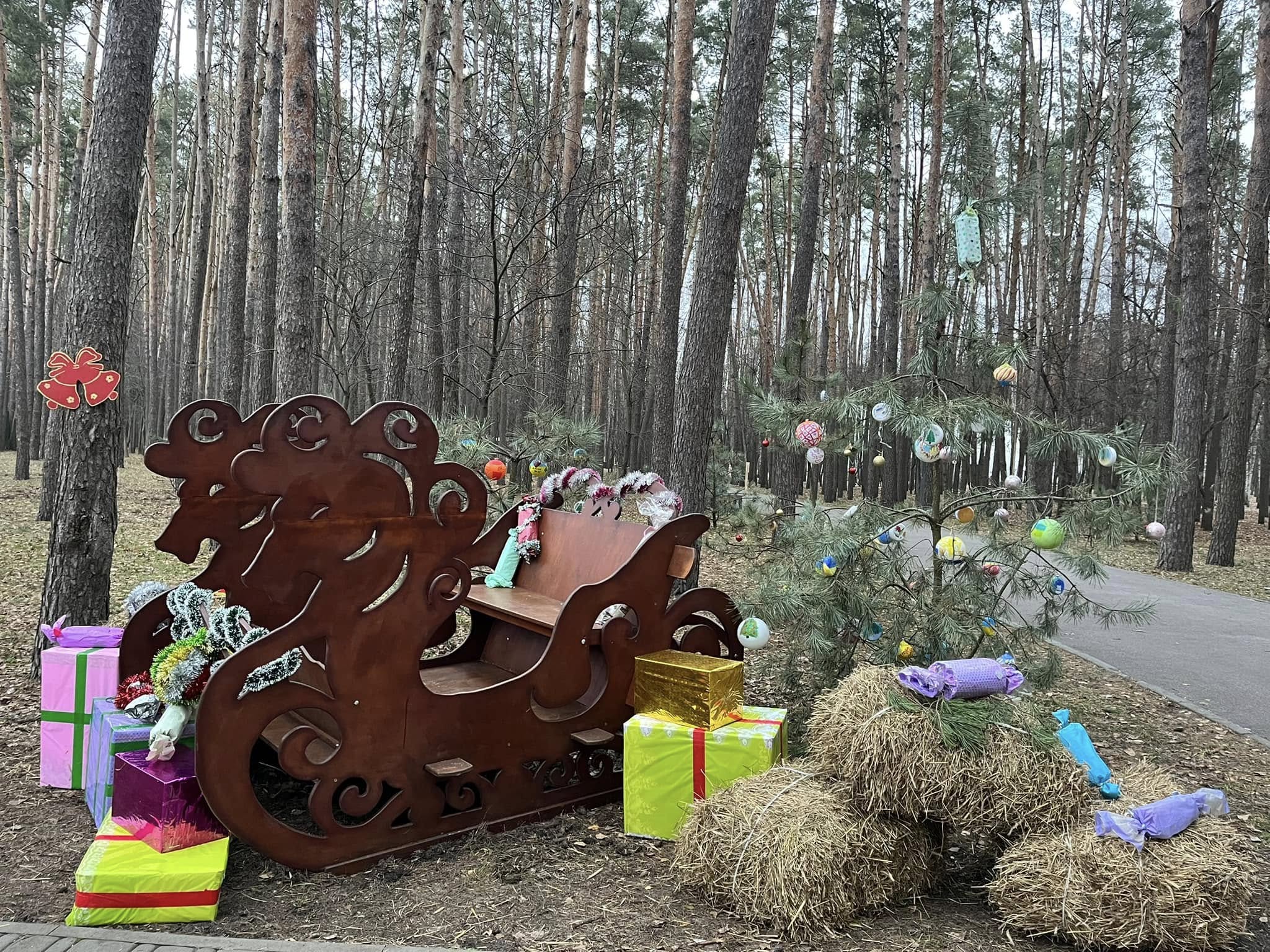 Новорічні фотозони у парках і скверах Києва: перелік локацій