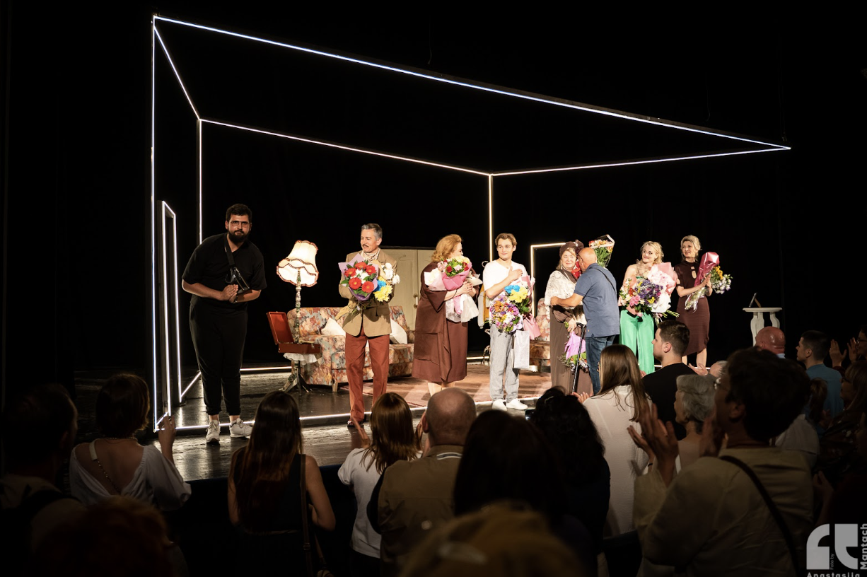 Вистава “37 листівок”