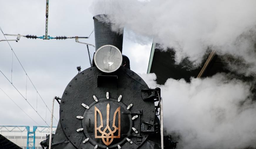 Чарівний Експрес: на Миколая у Києві курсуватиме святковий ретро-поїзд