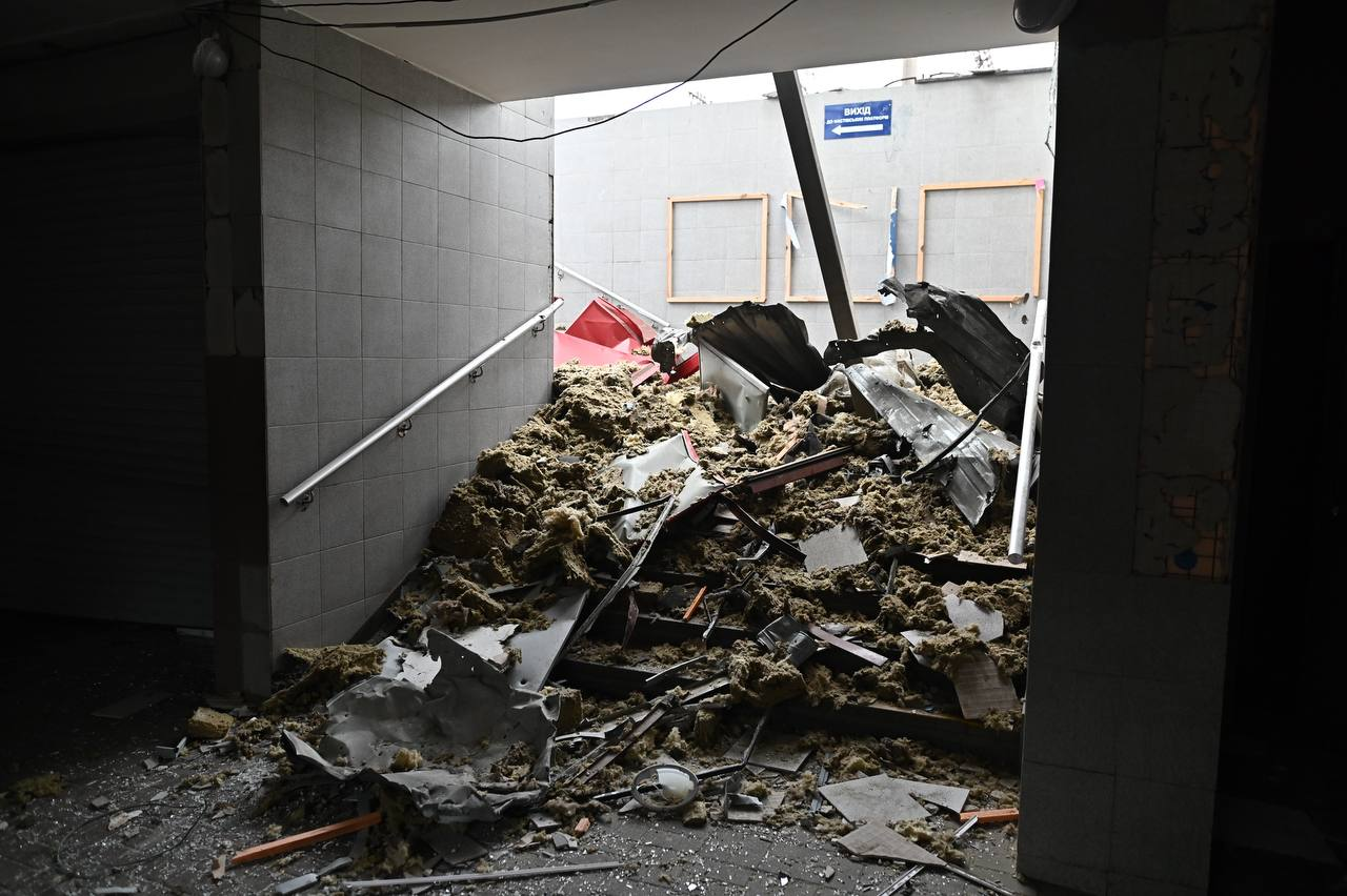 Як виглядає вокзал у Фастові на Київщині, який вночі 6 грудня 2025 року атакували росіяни: фото, відео