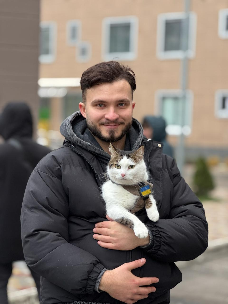 В "Охматдиті" у Києві з’явився мурал, присвячений захисту дітей під час війни: фото