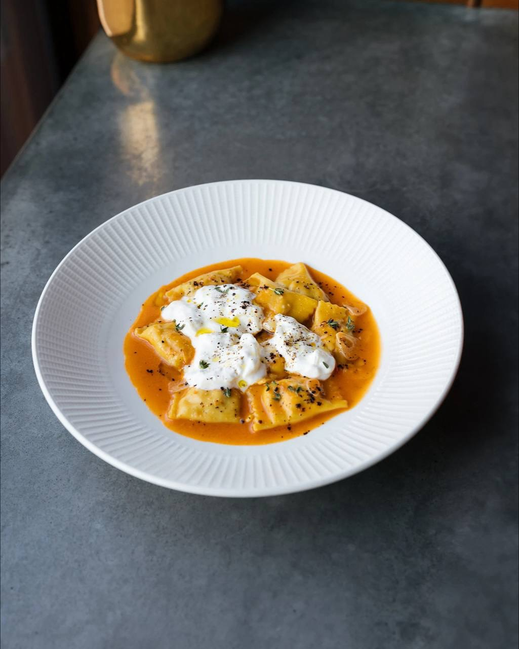 Ресторан "Італійська Редакція" Де поїсти пасту в Києві: добірка закладів з адресами, цінами та меню