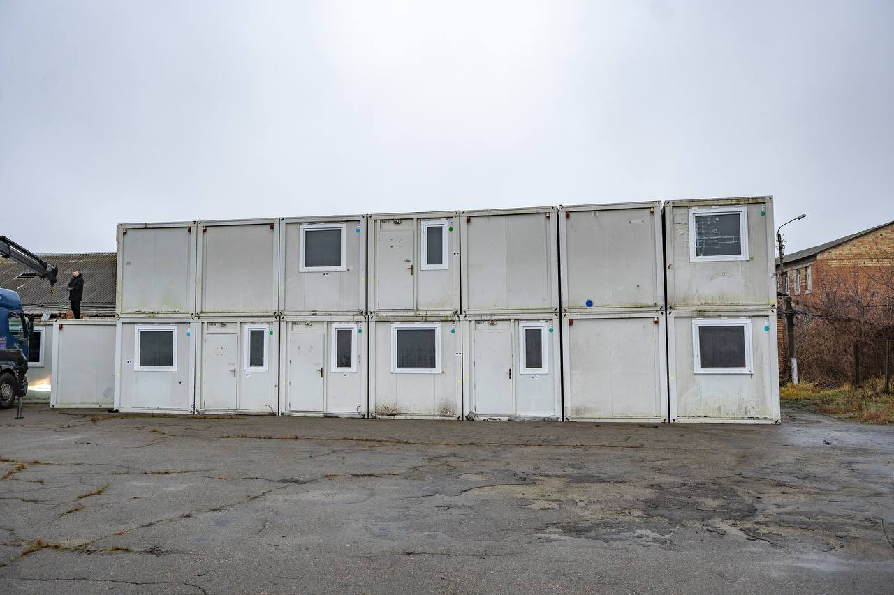 Київщина отримала модулі, які використають для житлових і службових потреб: фото