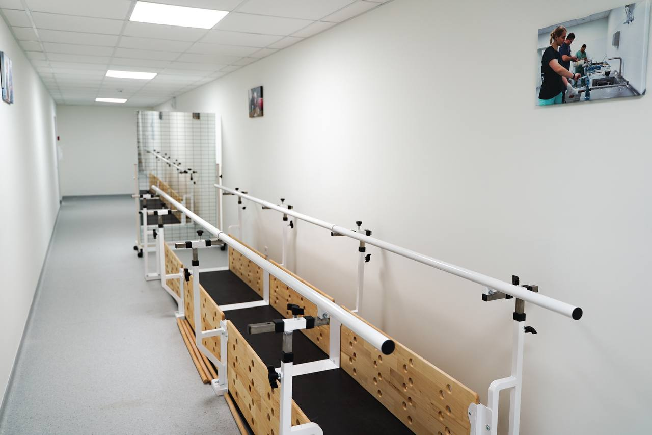 На Київщині запрацювала нова ортезно-протезна лабораторія: деталі