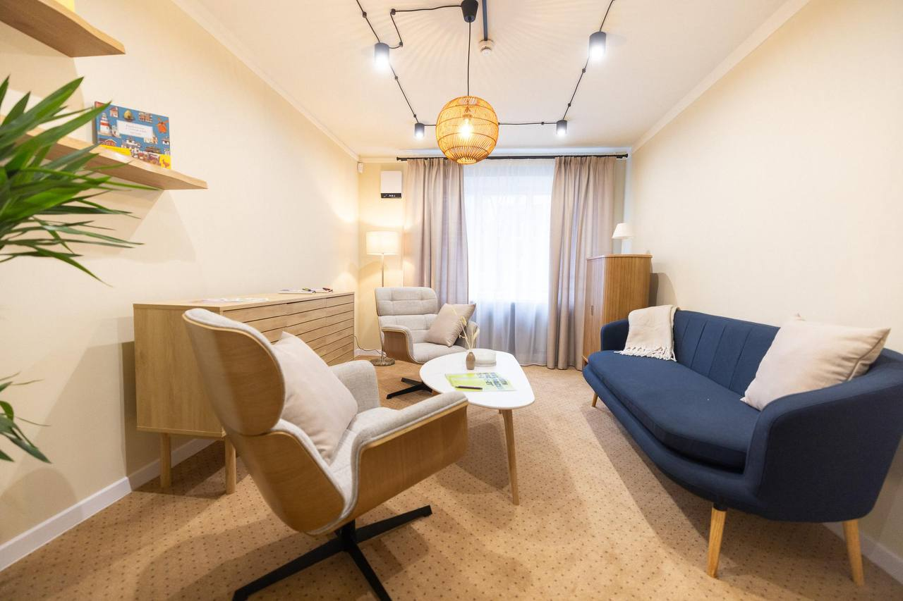 У Білій Церкві на Київщині відкрили молодіжний простір "12-21": які послуги надаватимуть