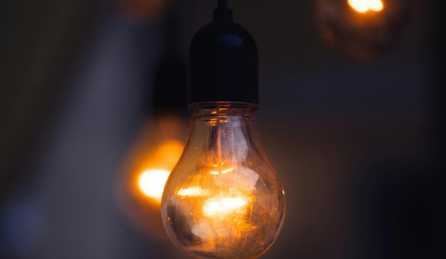 13 грудня у Києві діють стабілізаційні відключення: коли не буде світла