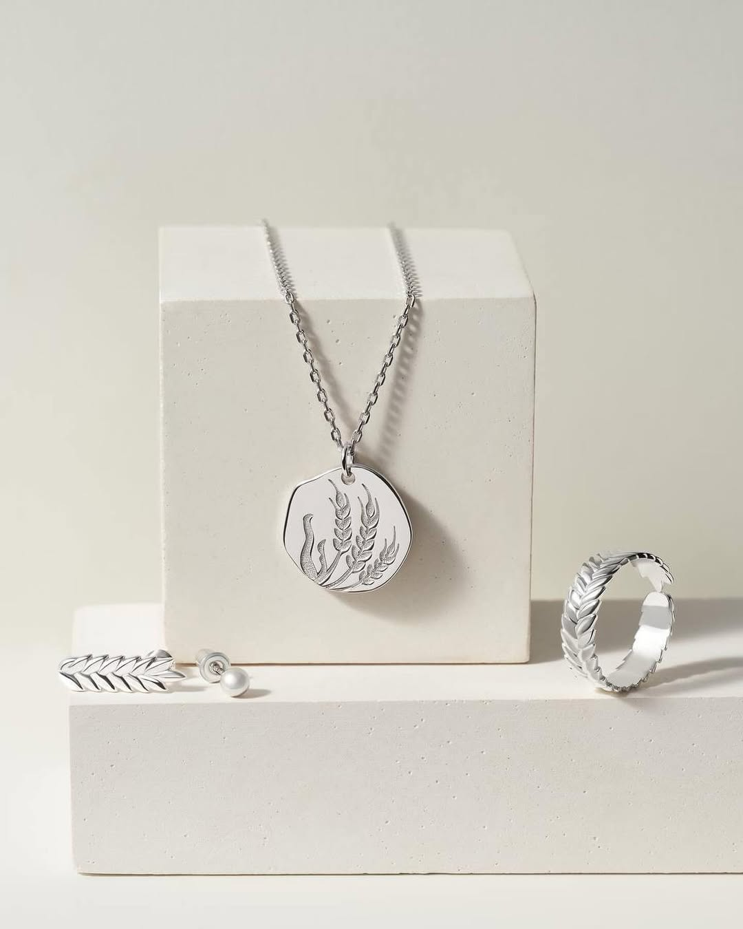 Найкращі подарунки для неї на Різдво та Новий рік: добірка ідей