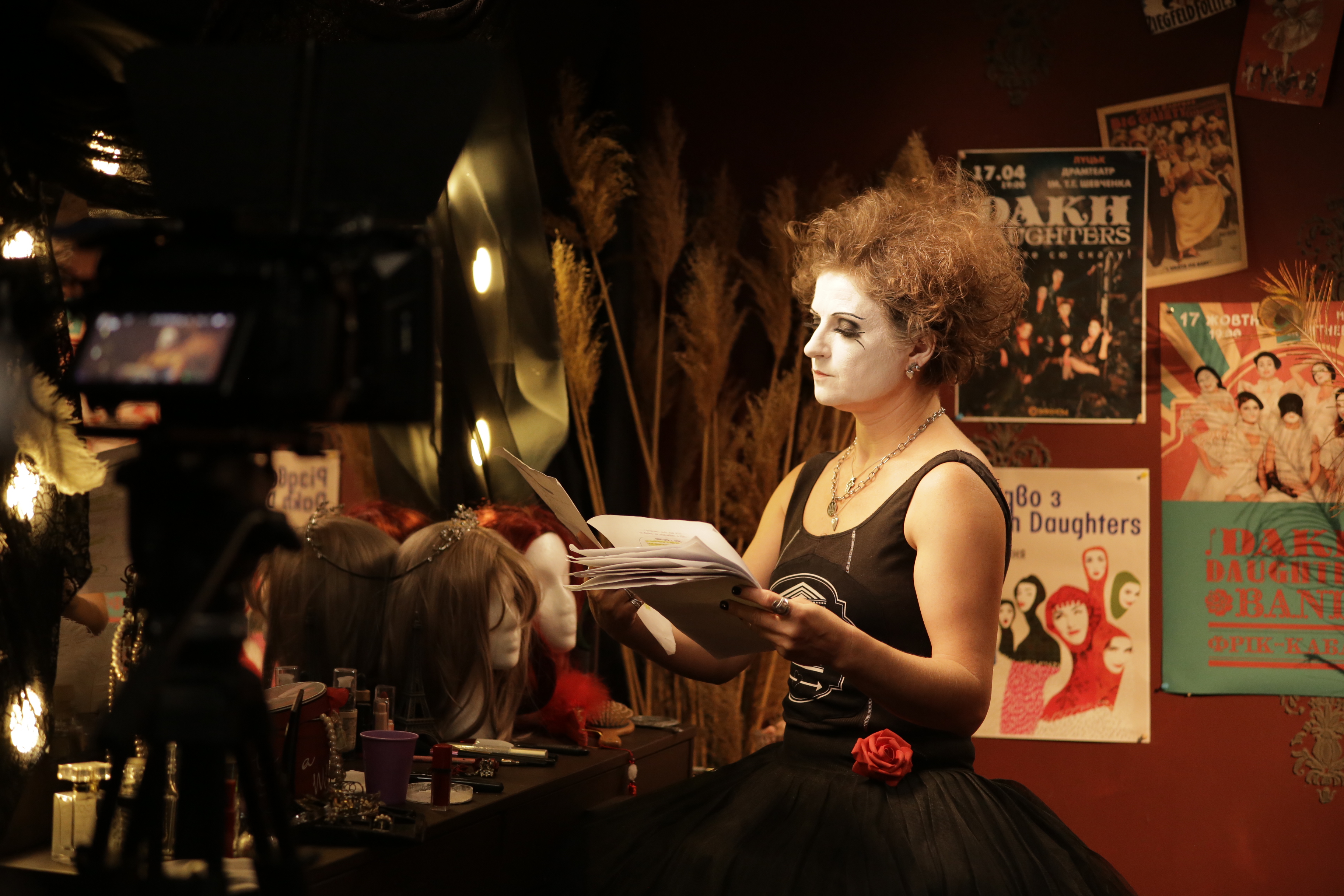 "Репресована Коляда" "Репресована Коляда": Суспільне Мовлення і MIR AND CO PRODUCTION представляють фільм про дисидентів, які колядували всупереч КДБ