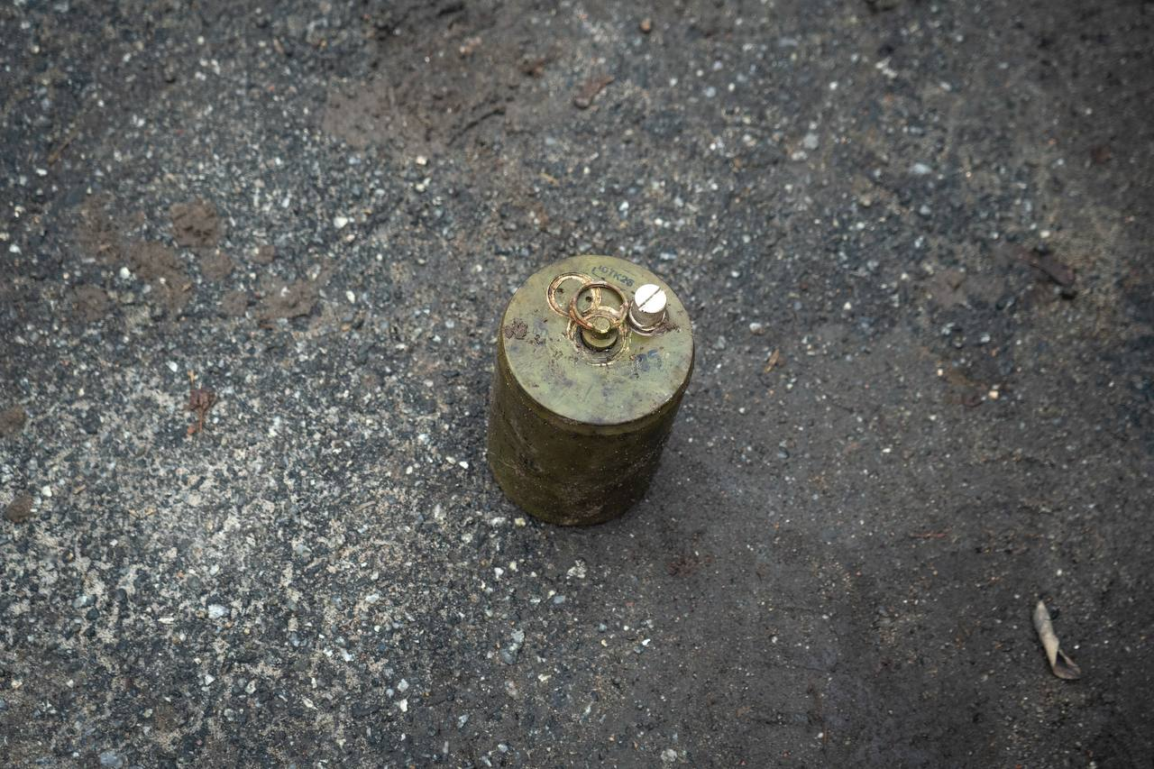 На території Бучанської міськради на Київщині виявили російську міну: фото