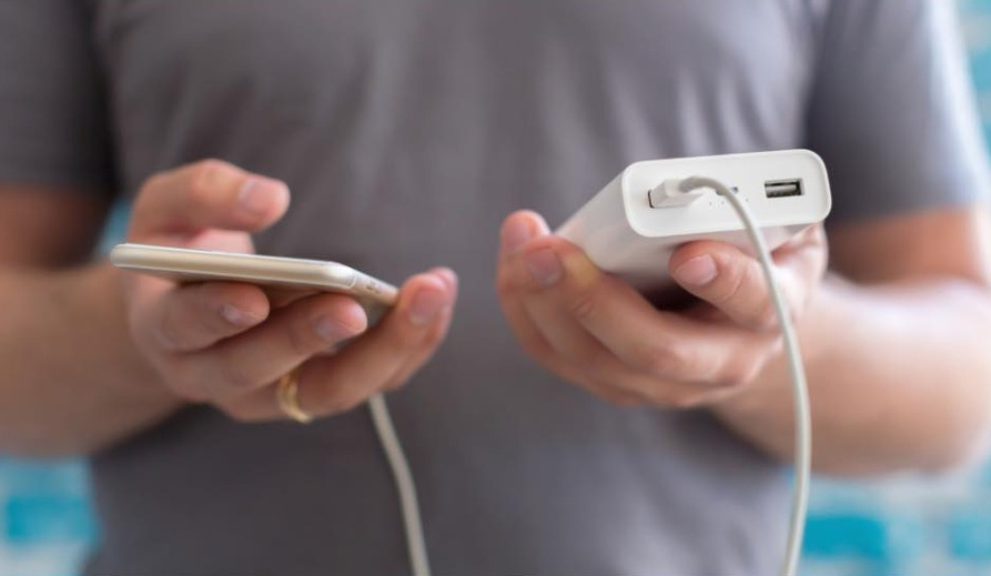 Графіки відключень у Києві та області 21 грудня: коли не буде світла